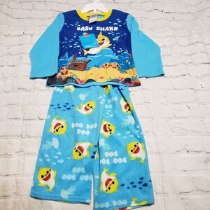 Nickelodeon Boys Baby Shark Pajamas Christmas gift.